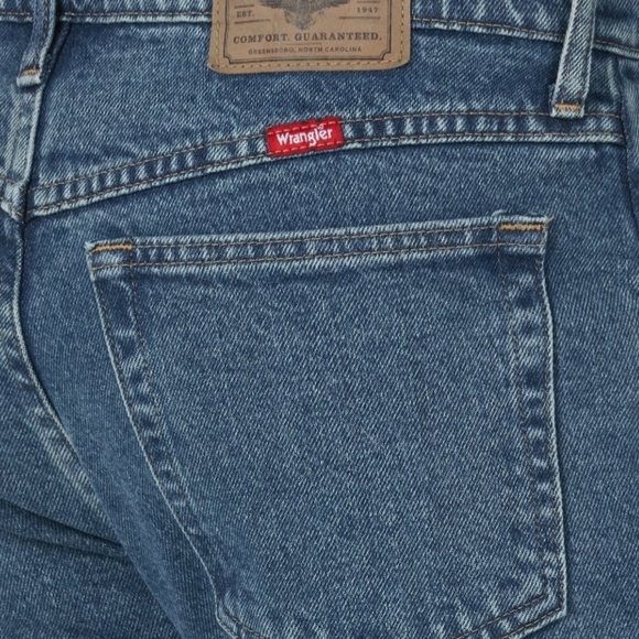 Wrangler Men's Regular Fit Jeans With Flex - Picture 5 of 5